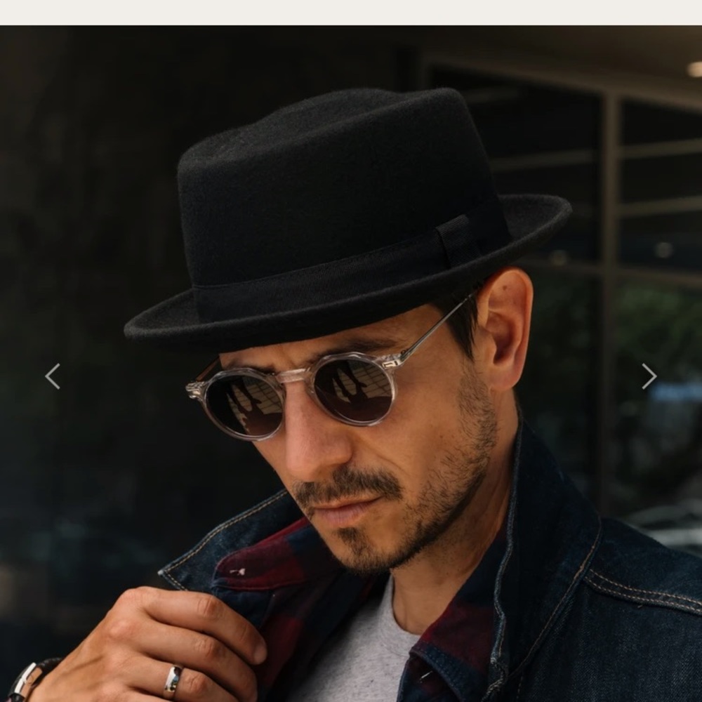 Trendy Men’s Black Wool Winter Hat - Heisenberg With Band NWT